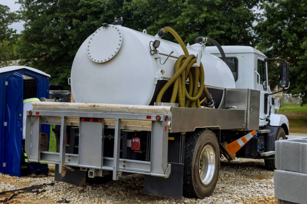 Best Best portable toilet rental  in Wood River, IL